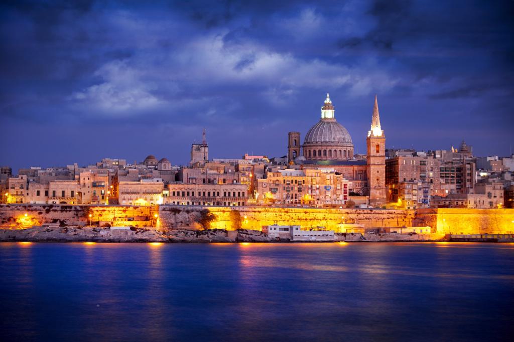 Valletta at Night 